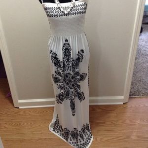 Maxi Sun Dress with necklace and earrings